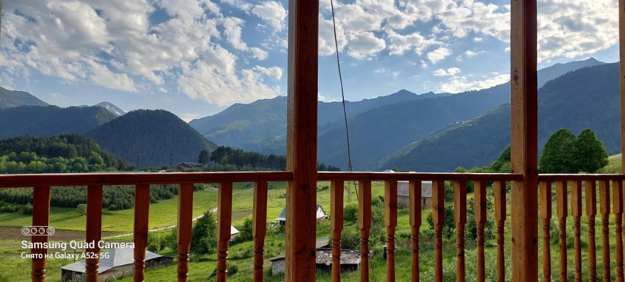 Guest House Tsasne Omalo Kültér fotó
