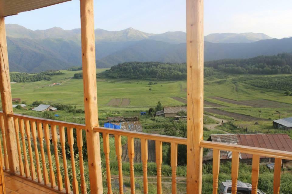 Guest House Tsasne Omalo Kültér fotó